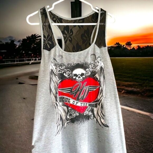 Lacey Accented Tank Top l Skull & Heart l Plus l EUC - Picture 11 of 11